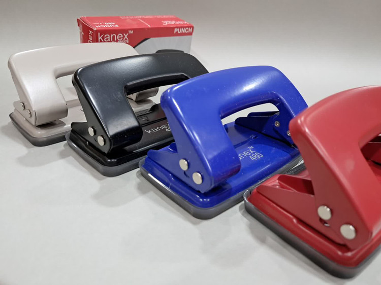 سوراخ کردن پلاستیک، مقوا , کاغذ